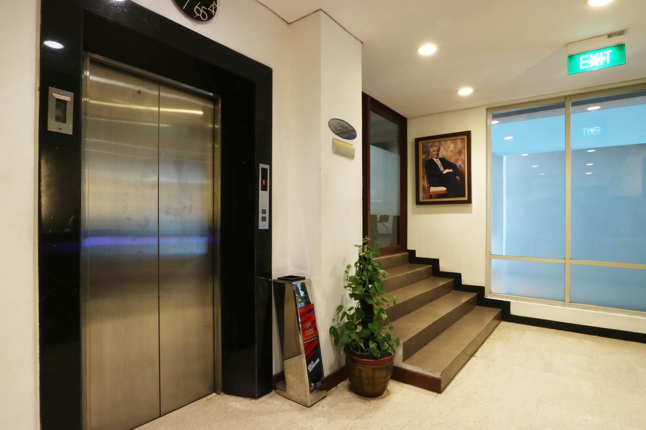 Hotel Blue Pacific Джакарта Екстер'єр фото