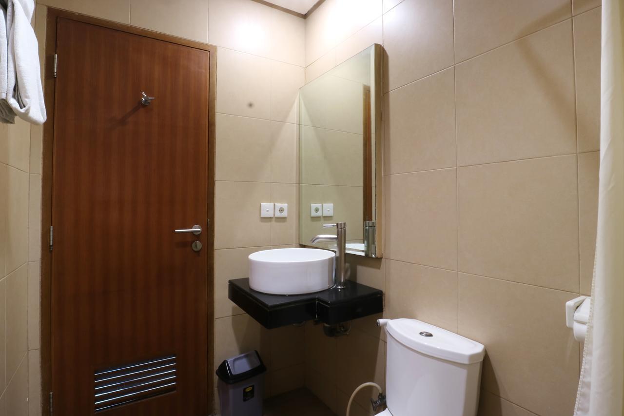 Hotel Blue Pacific Джакарта Екстер'єр фото